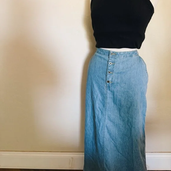 Liz Claiborne Light Blue Denim Skirt - Picture 2 of 7
